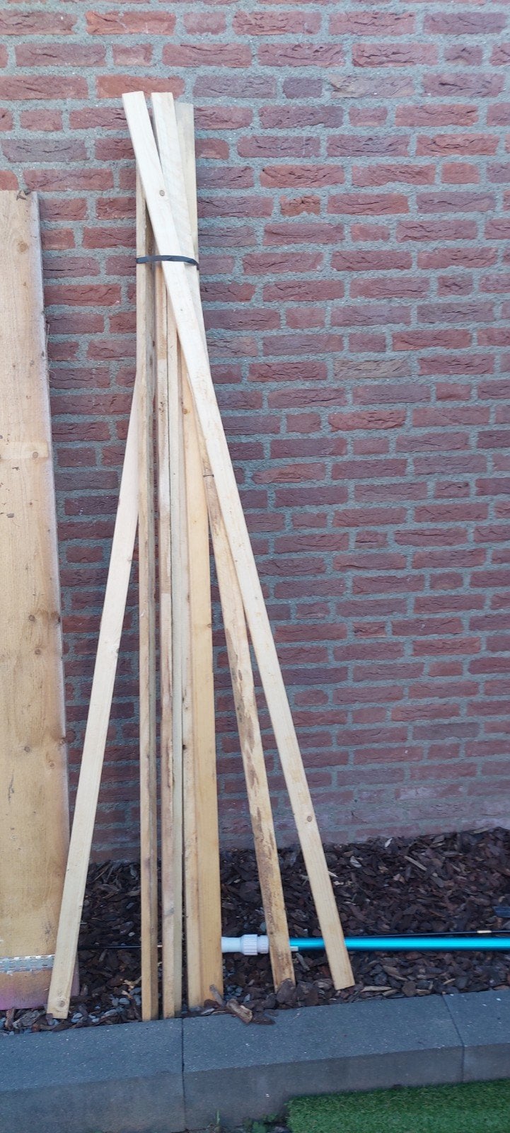 193x19x3Steigerplank 5euro panlatten 5 euro, Doe-het-zelf en Verbouw, Hout en Planken, Geïmpregneerd, Gebruikt, Minder dan 25 mm