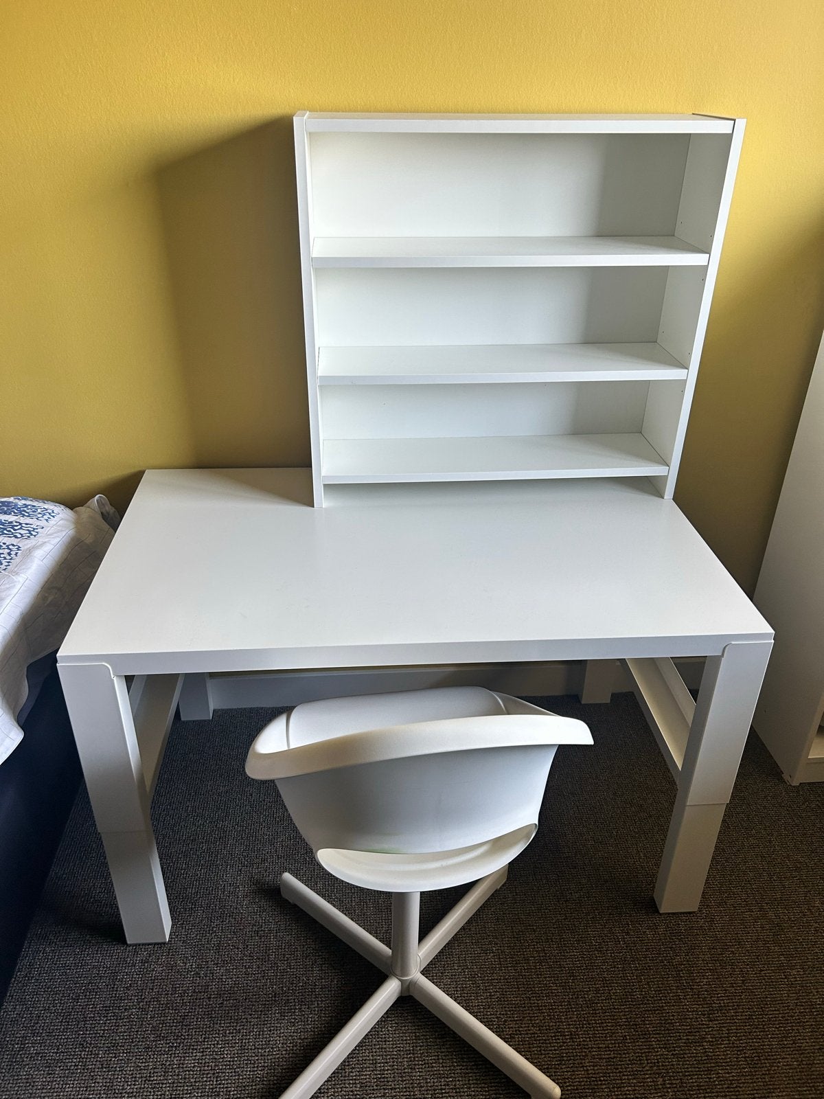 Wit bureau met opzetkastje - IKEA Pahl, Huis en Inrichting, Ophalen, Met lades, Zo goed als nieuw, IKEA