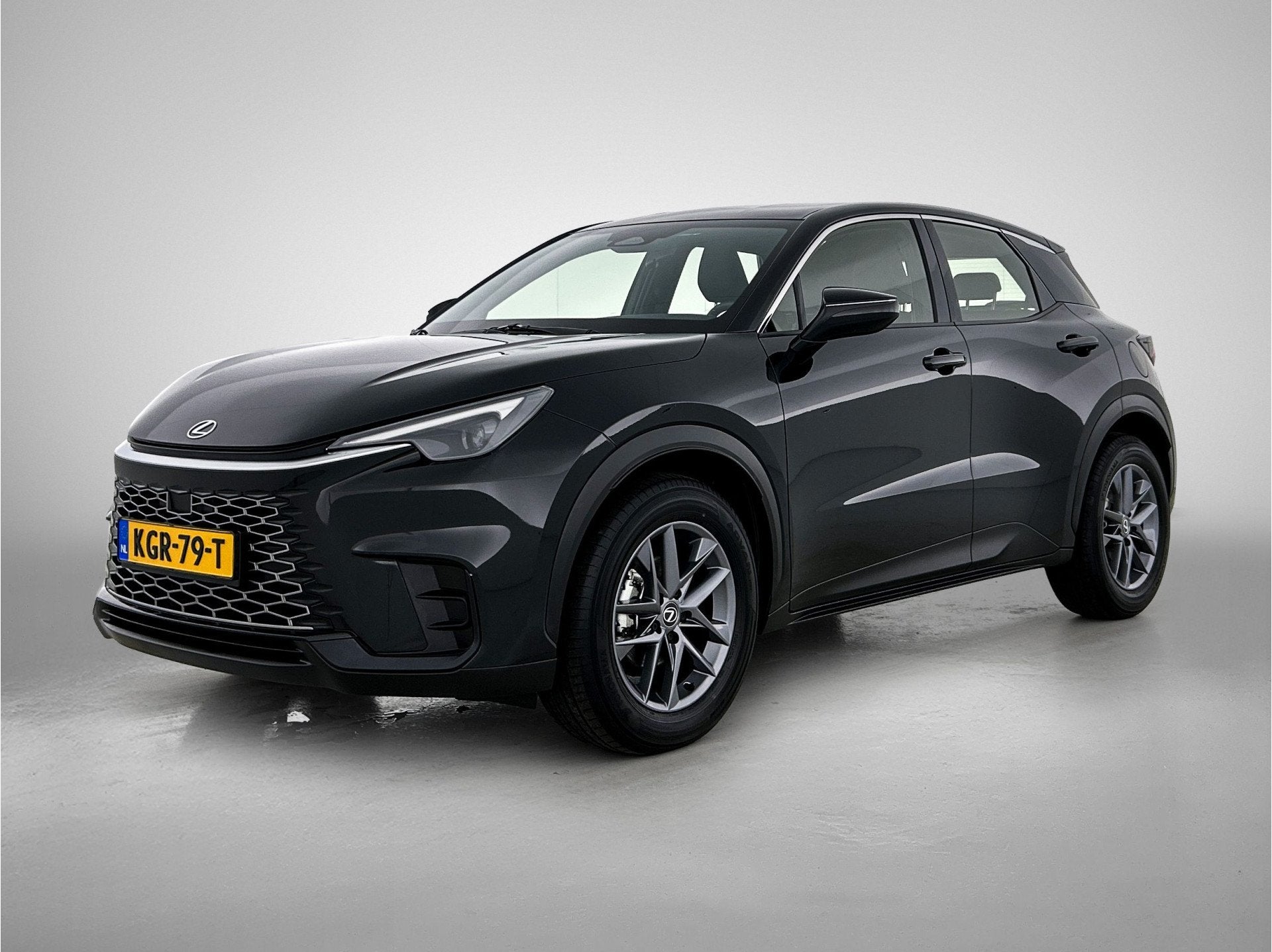 Lexus LBX 2WD | Lexus Link+ | Achteruitrijcamera | Apple Car, 12 maanden, Gebruikt, Zwart, 1490 cc