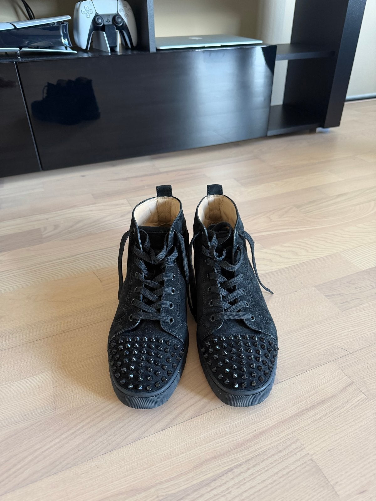 Christian Louboutin Louis Orlato Spikes Sneakers Zwart, Kleding | Heren, Schoenen, Ophalen, Zo goed als nieuw, Zwart, Sneakers of Gympen