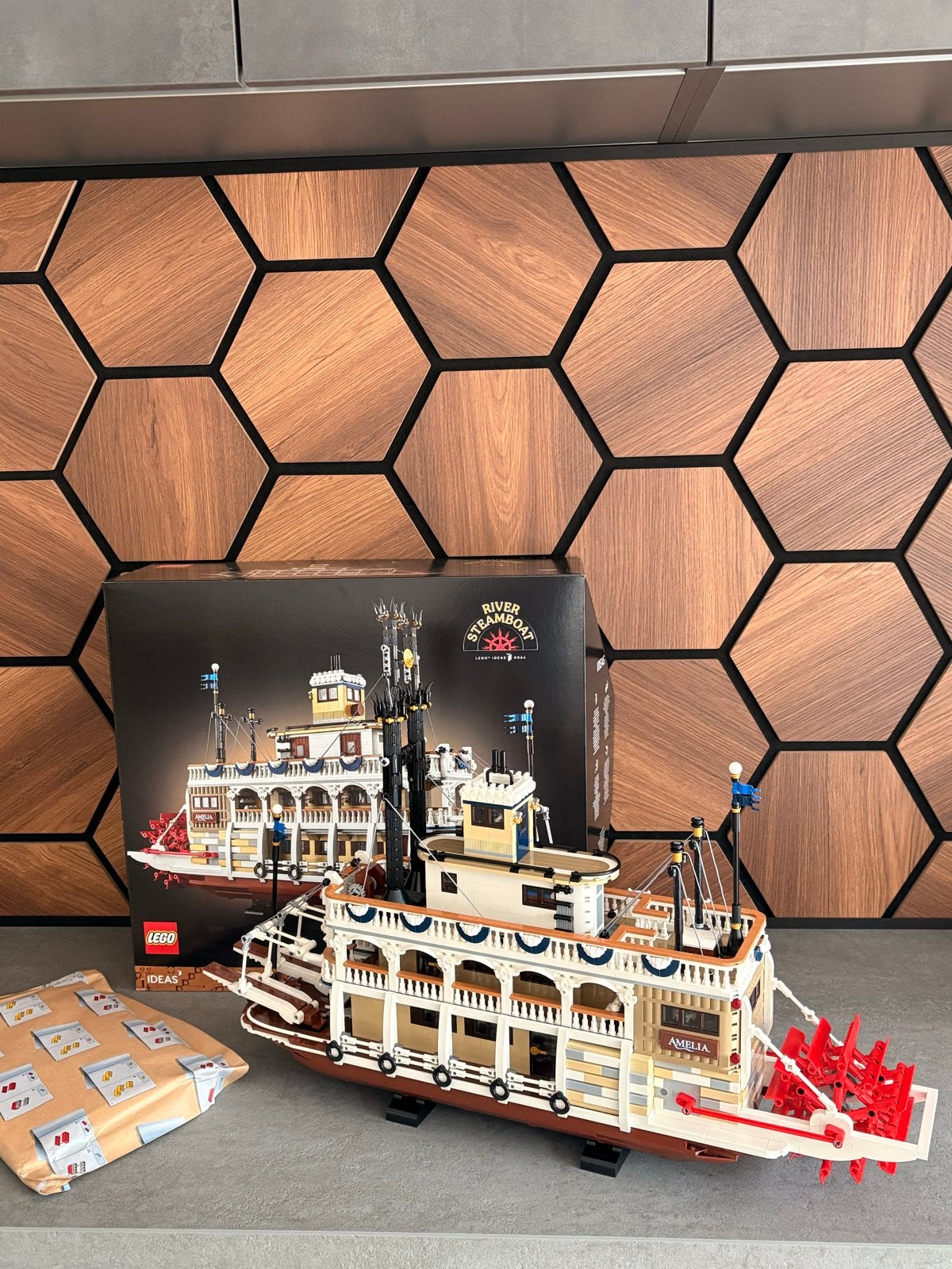 !!!Perfect!!!LEGO Ideas 21356 Rivierstoomboot Amelia, Lego, Ophalen of Verzenden, Inclusief accessoires, Complete set