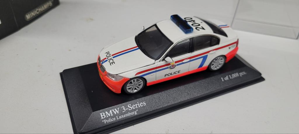 Minichamps 2005 BMW 3_serie Police Luxemburg, Hobby en Vrije tijd, Modelauto's | 1:43, Ophalen of Verzenden, Zo goed als nieuw