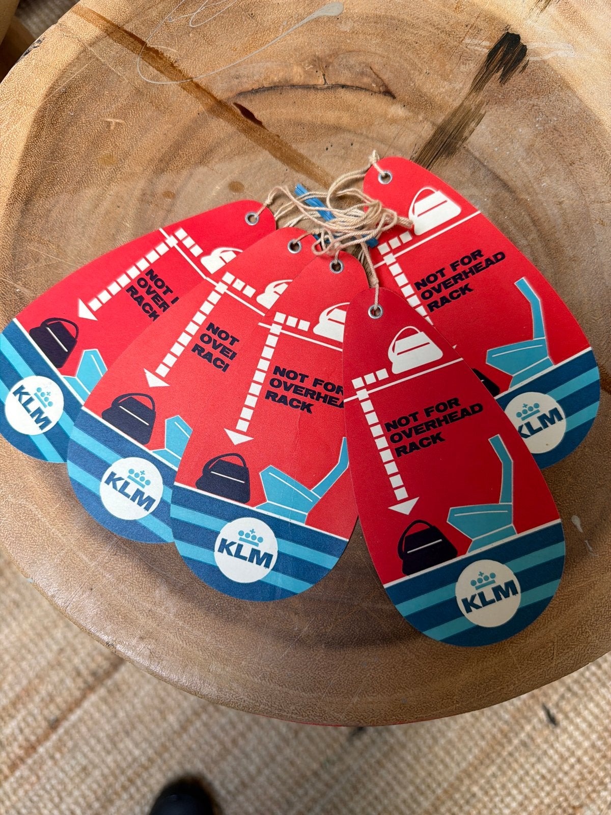 KLM 'Not For Overhead Rack' bagagelabels (5 stuks), Ophalen of Verzenden, Nieuw, Gebruiksvoorwerp