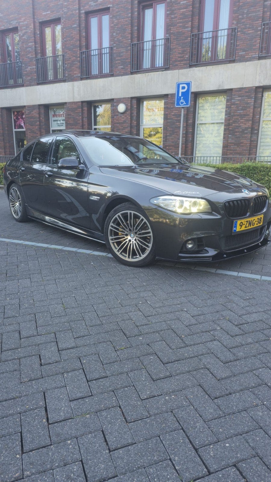BMW 5-Serie 520d EDE 190pk Aut. 2015 Bruin, Auto's, Automaat, Achterwielaandrijving, 1995 cc, 24 km/l