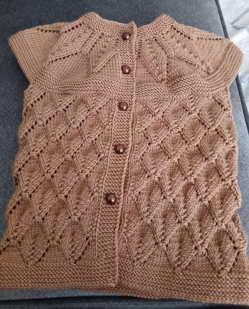 Gebreid wollen baby vestje, Ophalen of Verzenden, Gebruikt, Jongetje of Meisje