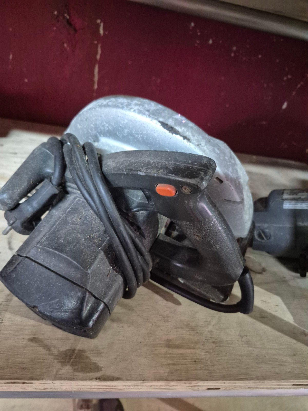 Skilzaag 1200W Cirkelzaag - Gebruikt, Doe-het-zelf en Verbouw, Gereedschap | Zaagmachines, Gebruikt, Cirkelzaag, 70 mm of meer