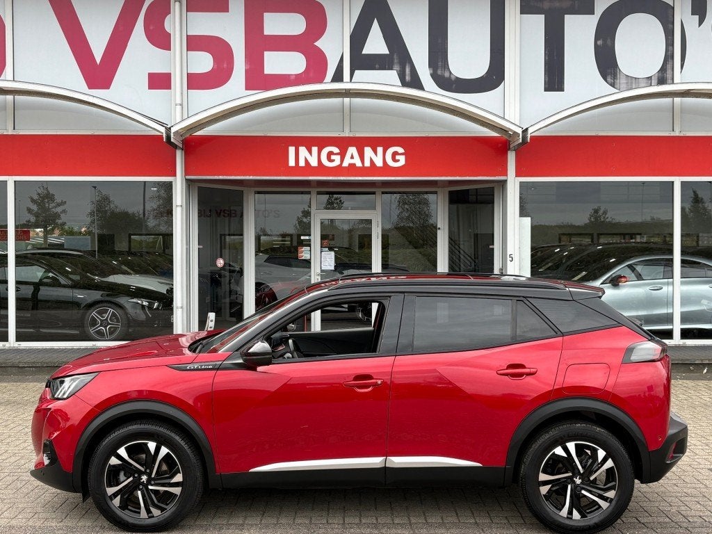 Peugeot 2008 1.2 PURETECH 130PK AUT. GT-LINE PANO-DAK NAVI C, Auto's, Automaat, Gebruikt, Huisgarantie, 1199 cc