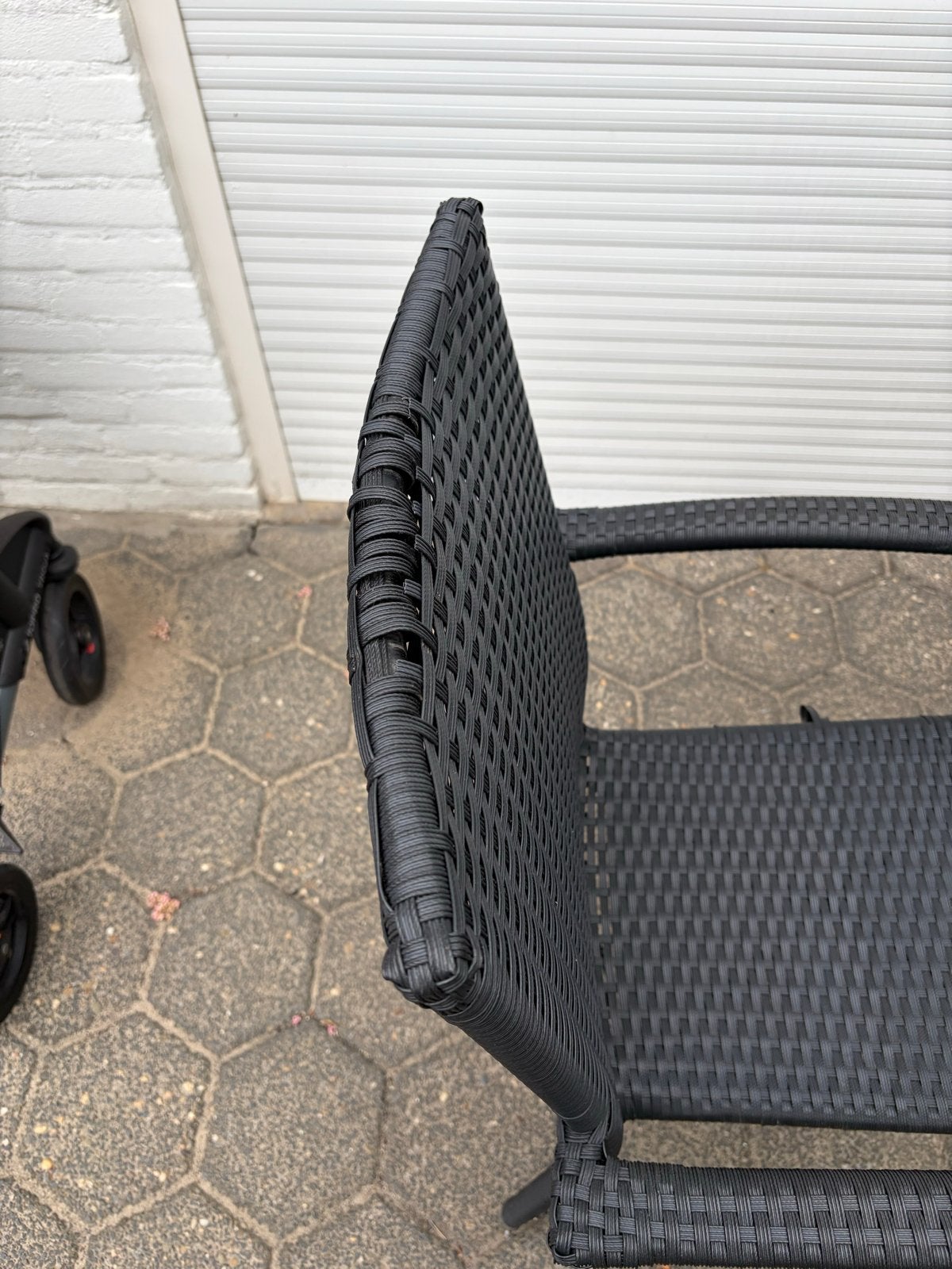 Tuinset met granieten tafel en 4 wicker stoelen, Ophalen, 4 zitplaatsen, Gebruikt, Eettafel
