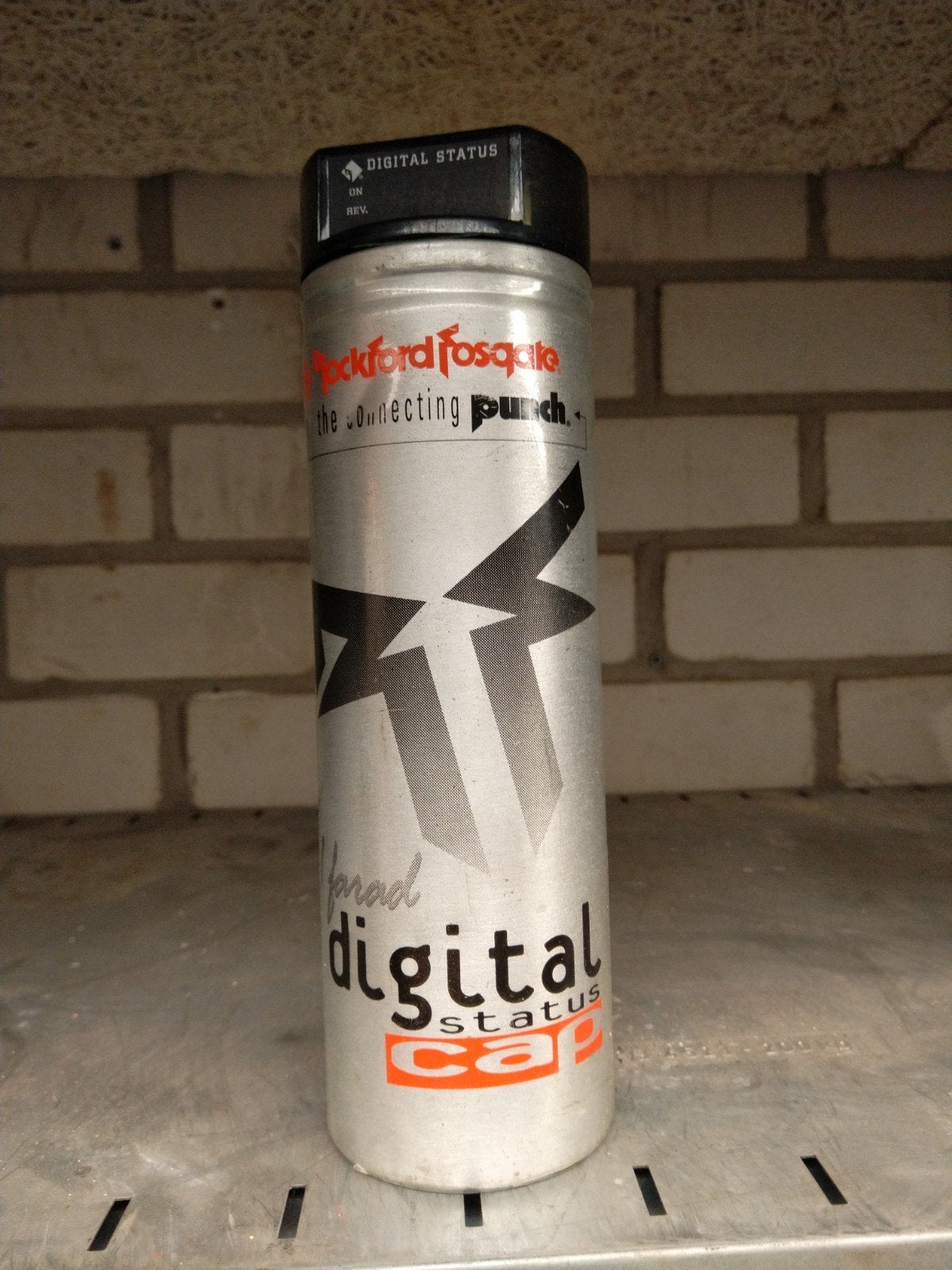 Rockford Fosgate 1 Farad powercap (16V) met Digital Status, Ophalen of Verzenden, Gebruikt