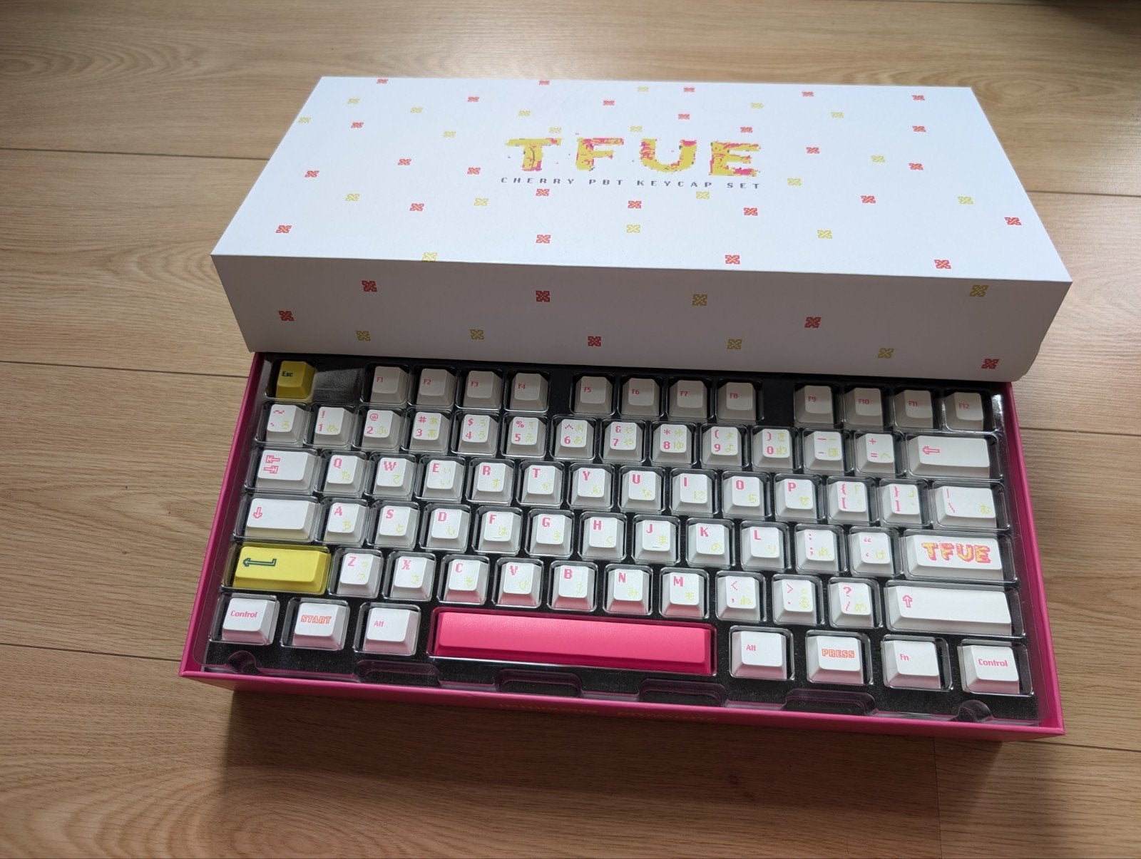 Novelkeys TFUE PBT keycaps set, Computers en Software, Toetsenborden, Hot-swappable, Novelkeys, Ophalen of Verzenden, Zo goed als nieuw