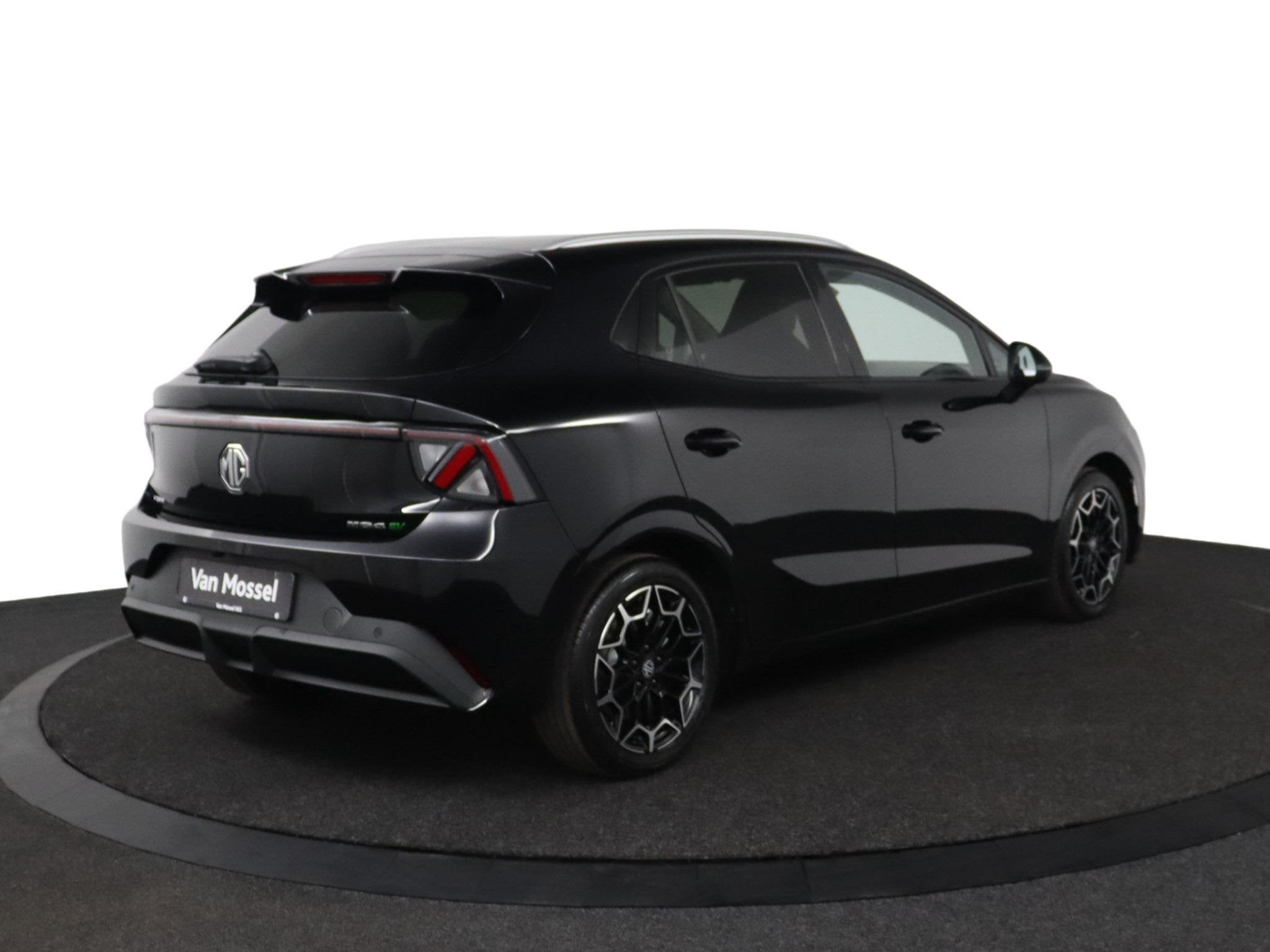 MG 4 EV Urban Premium 54 kWh, Stof, 1520 kg, 160 pk, 416 km