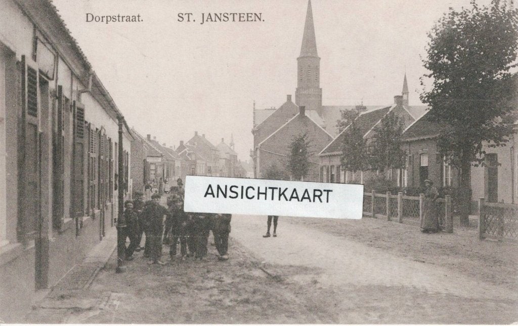 Ansichtkaart Sint Jansteen - Dorpstraat, Ophalen of Verzenden, Voor 1920, Gelopen, Zeeland
