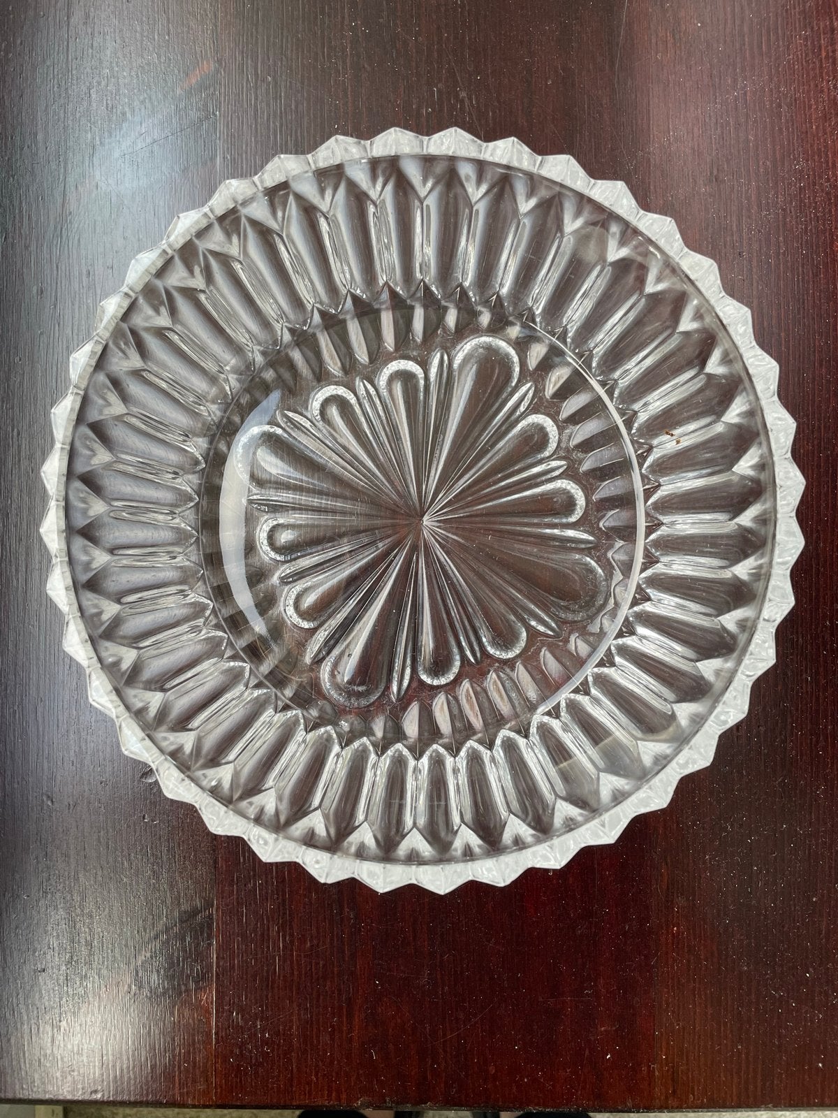 Vintage glazen schaal met decoratief patroon, Antiek en Kunst, Ophalen of Verzenden