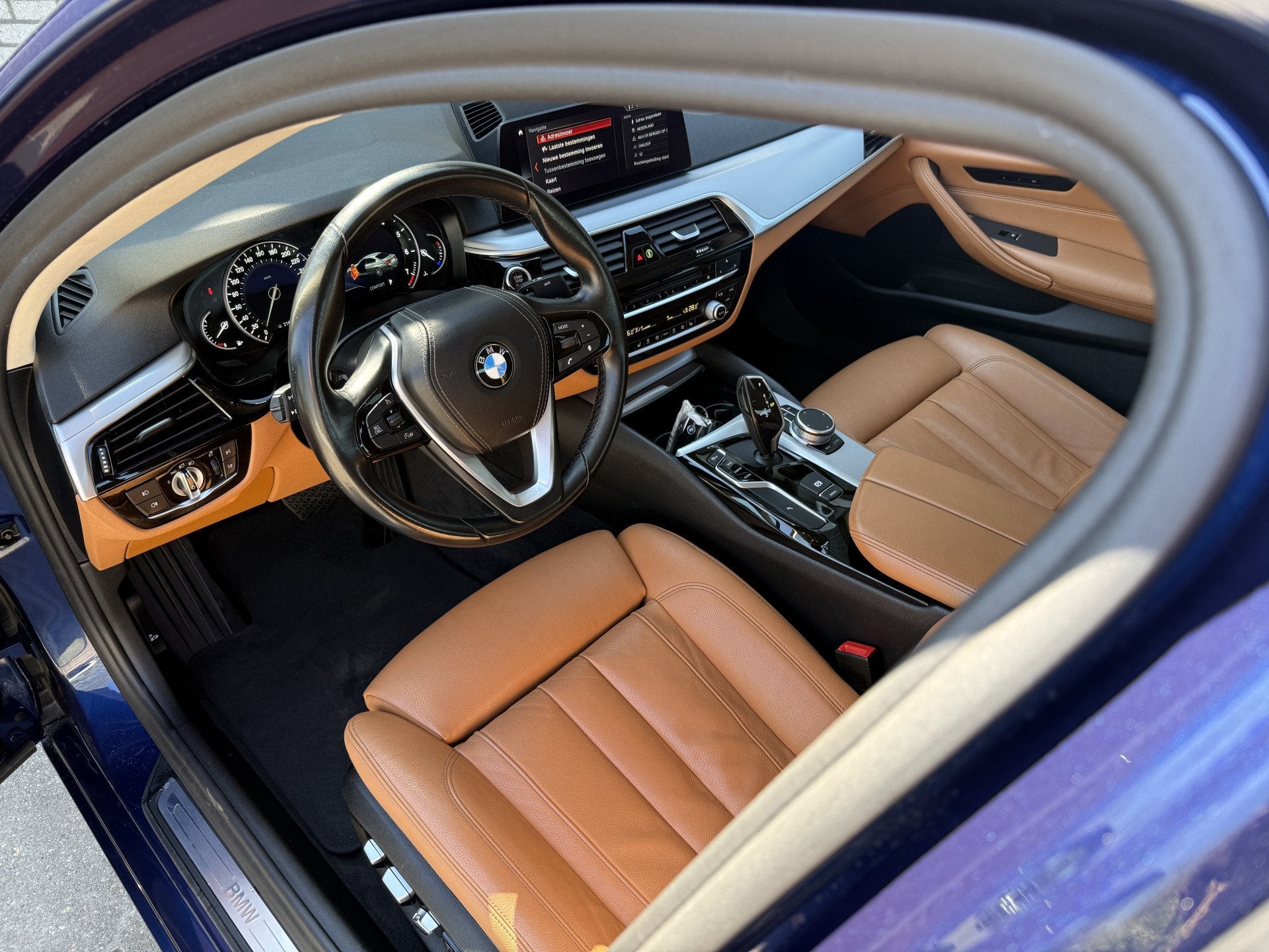 BMW 5 Serie 520i High Executive (bj 2019, automaat), Auto's, Automaat, 1998 cc, Achterwielaandrijving, Gebruikt