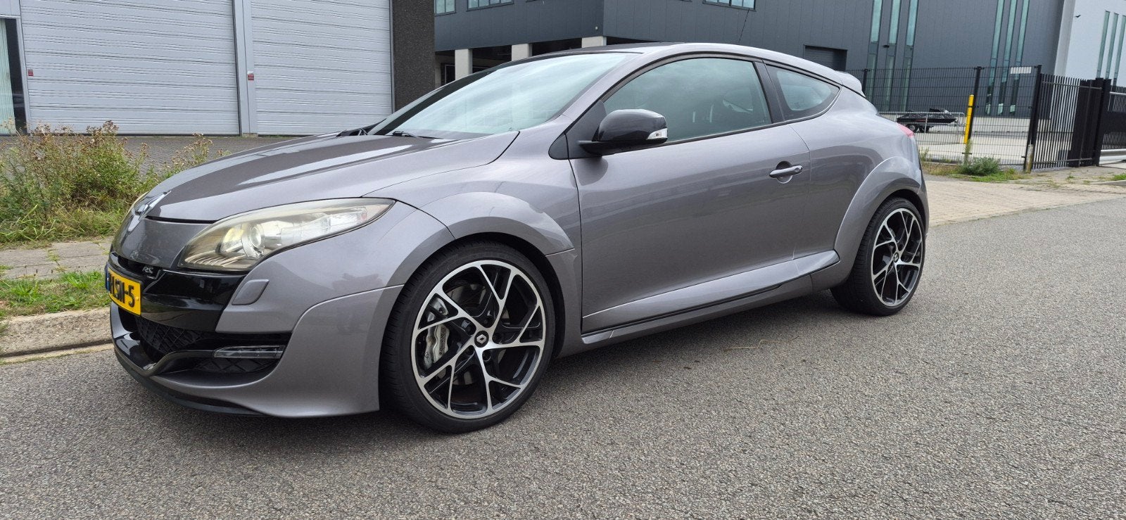 Renault Mégane 2.0 16V Turbo 250 Coupe 2010 Grijs, Auto's, Voorwielaandrijving, 1998 cc, 1362 kg, 4 cilinders