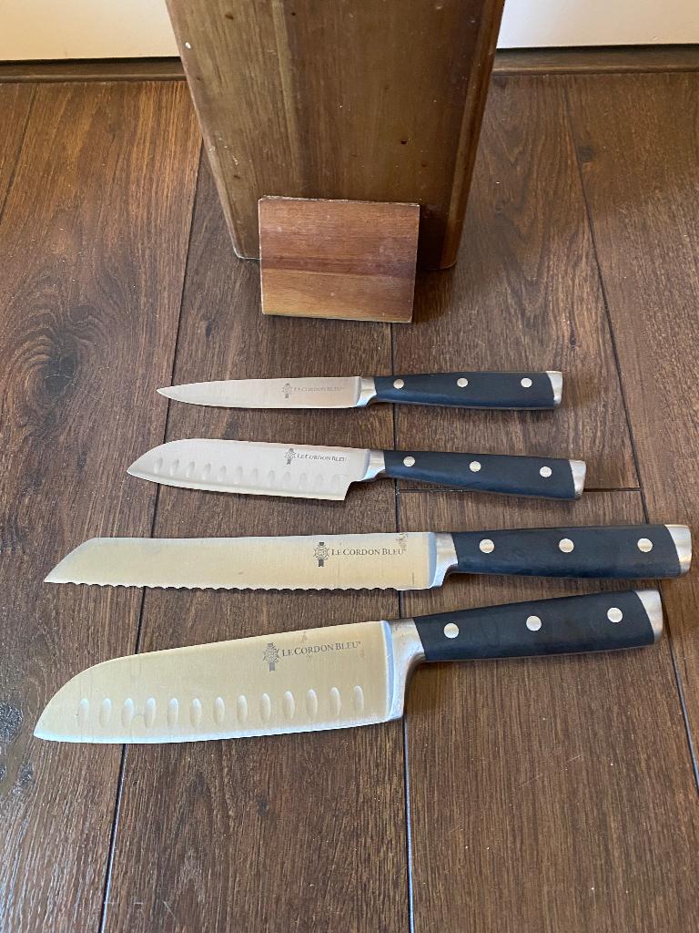 Le Cordon Bleu messenset + blok, Huis en Inrichting, Ophalen of Verzenden, Gebruikt, Rvs of Chroom, Bestekset