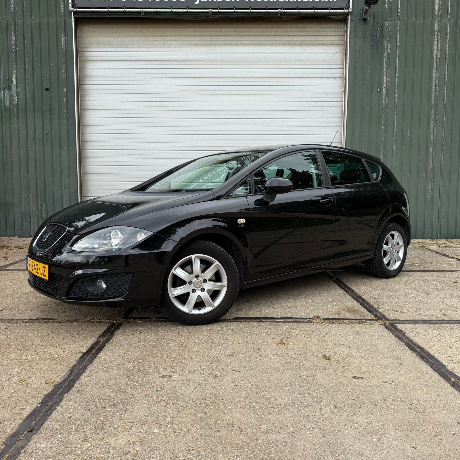 Seat Leon 1.4 TSI Carplay Stoelverwarming nieuwe Ketting!, Auto's, 125 pk, 4 cilinders, Leon, Zwart