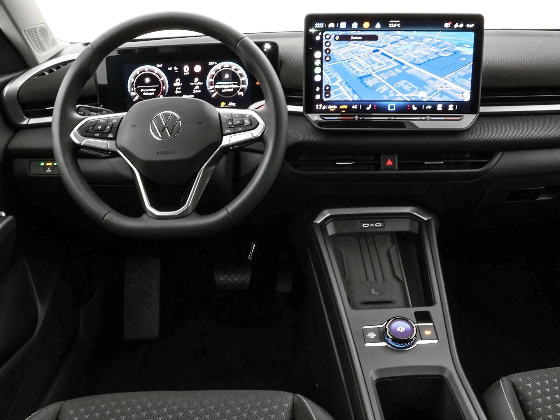 Volkswagen T-Roc Limited Edition 1.5 eTSI 116 PK 7 versn. DS, Automaat, 1498 cc, Blauw, 116 pk