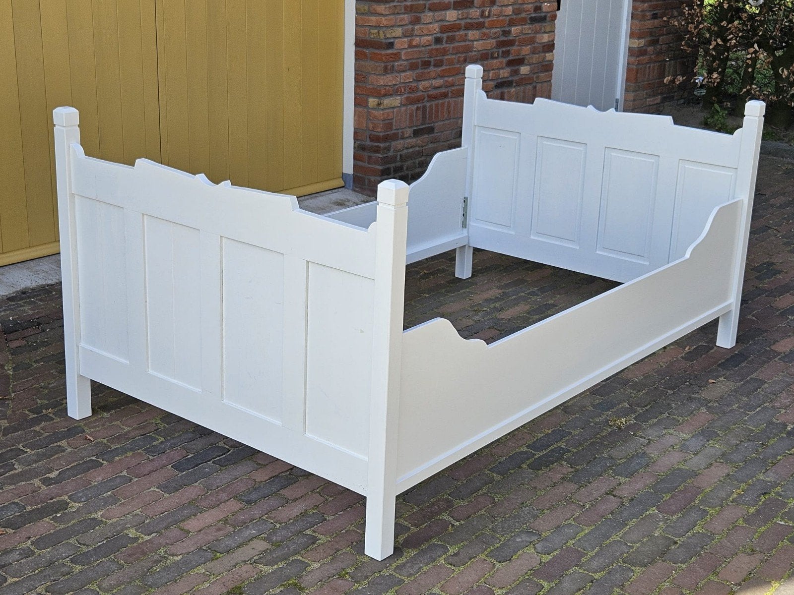 Kinderbed/ twijfelaar., Ophalen
