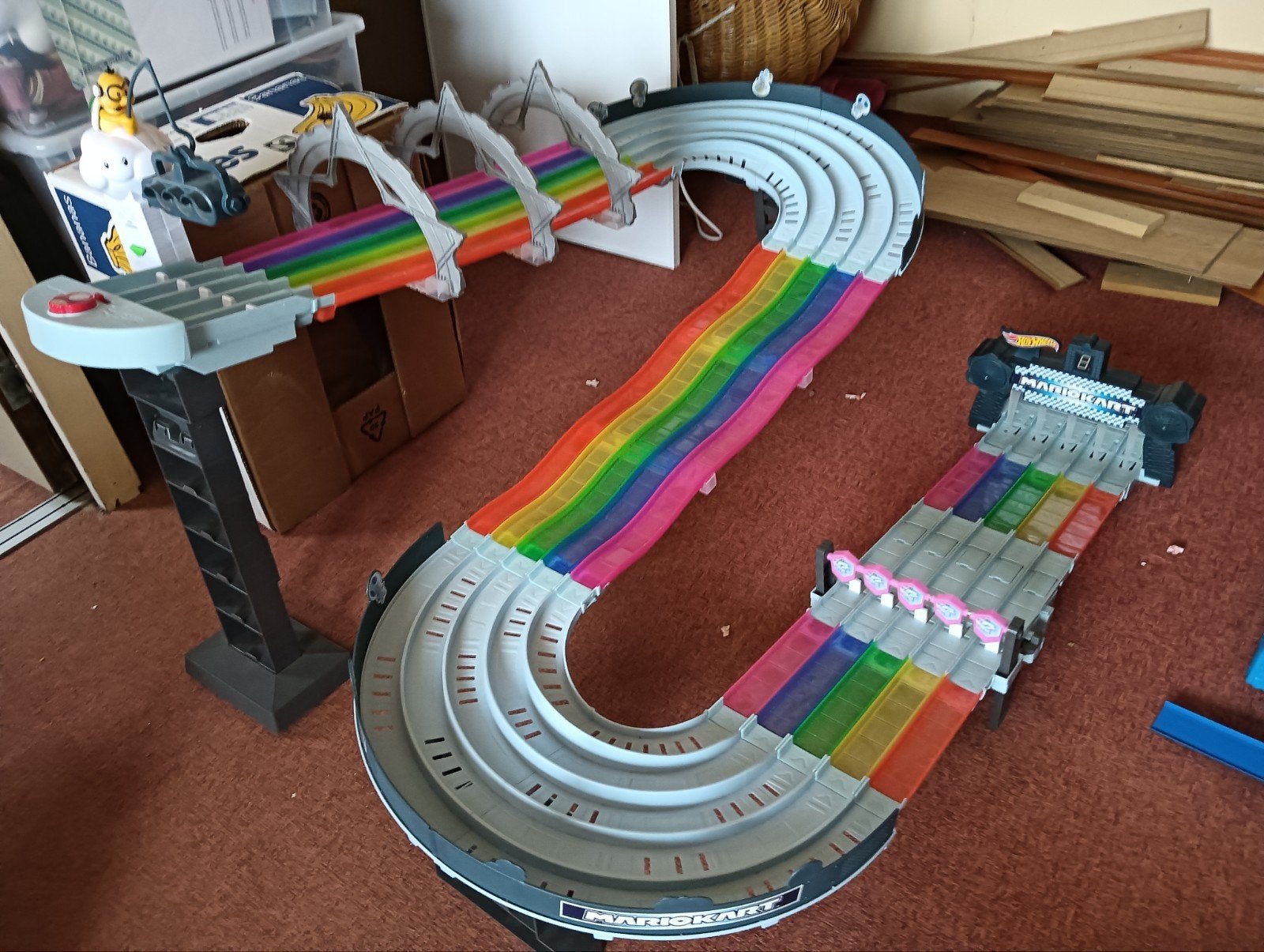Hotwheels Mario kart regenboog baan., Ophalen, Zo goed als nieuw, Handmatig, Hot Wheels