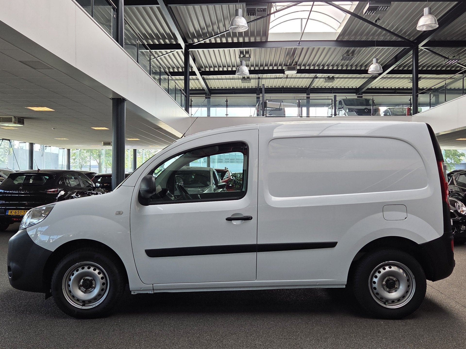 Renault Kangoo 1.5 Blue dCi 80 Comfort, Gebruikt, Euro 6, 4 cilinders, Wit