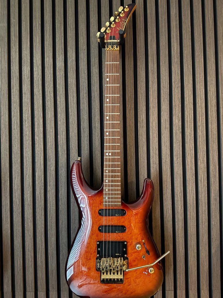 Vester-The 1400,  LTD Edition, 90's Superstrat, Floyd Rose,, Ophalen of Verzenden, Zo goed als nieuw, Solid body, Overige merken