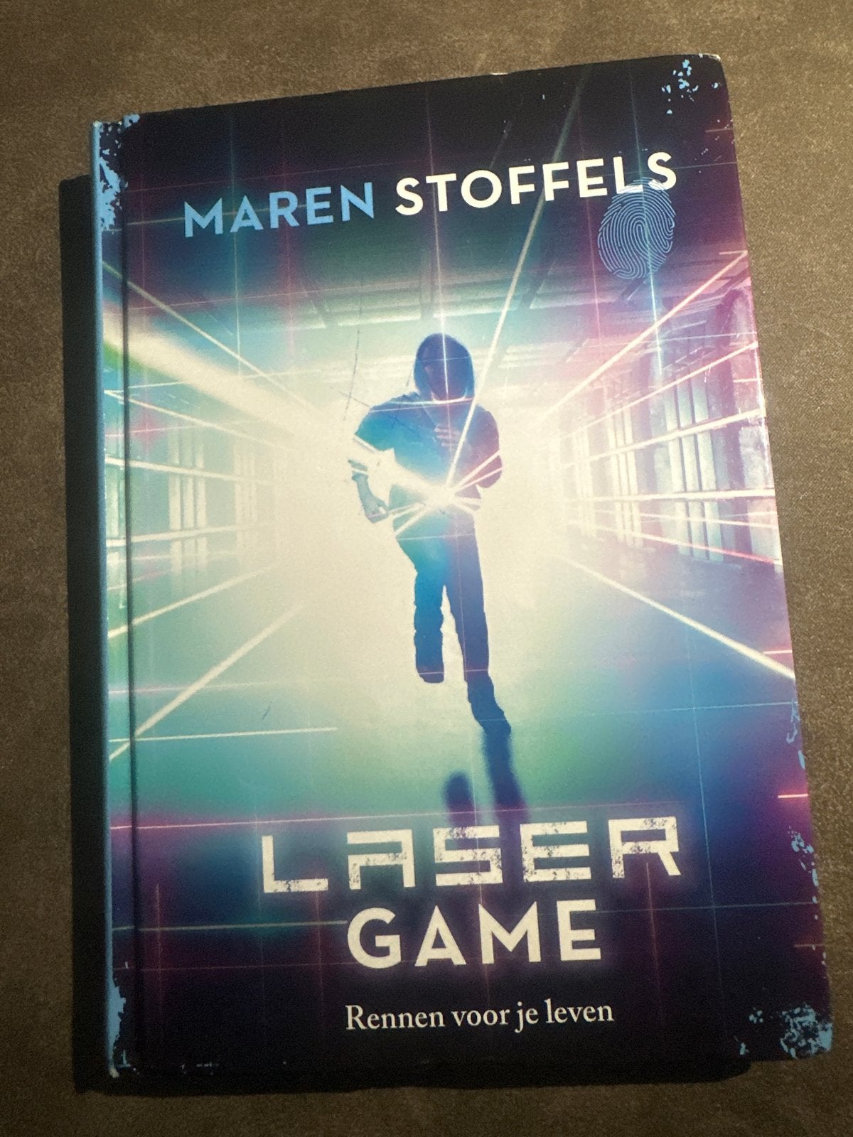 Laser Game - Rennen voor je leven (Maren Stoffels), Ophalen of Verzenden, Gelezen