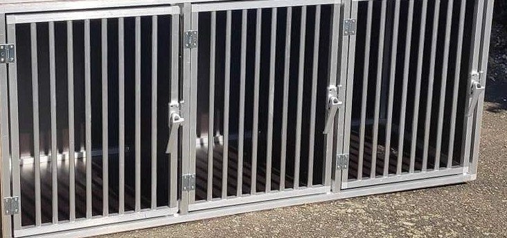 Honden benchen.Transport kooien .Nieuw., Ophalen, Nieuw