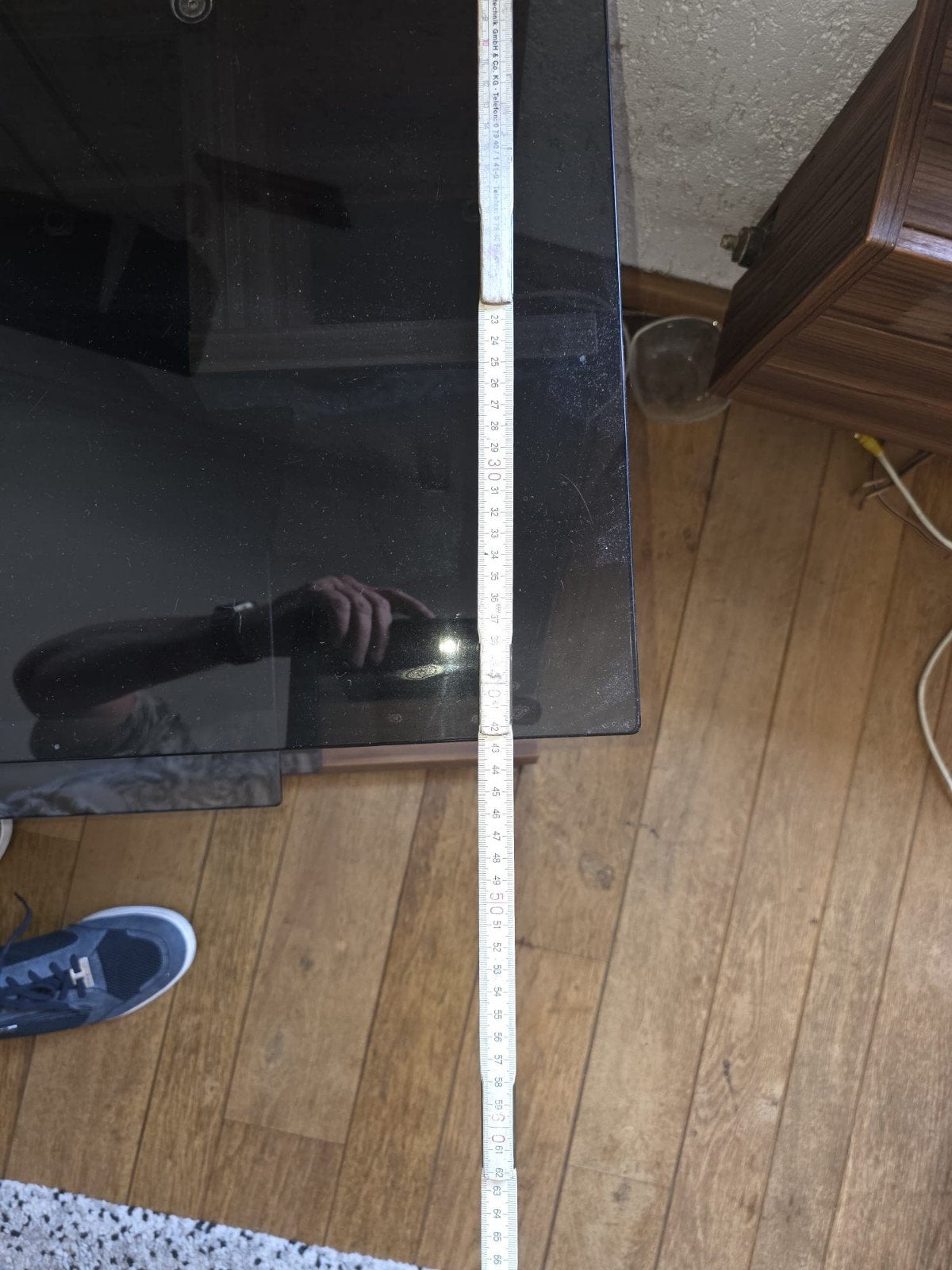 Zwart glazen tv-meubel met metalen frame, Ophalen, Gebruikt, 100 tot 150 cm, Glas