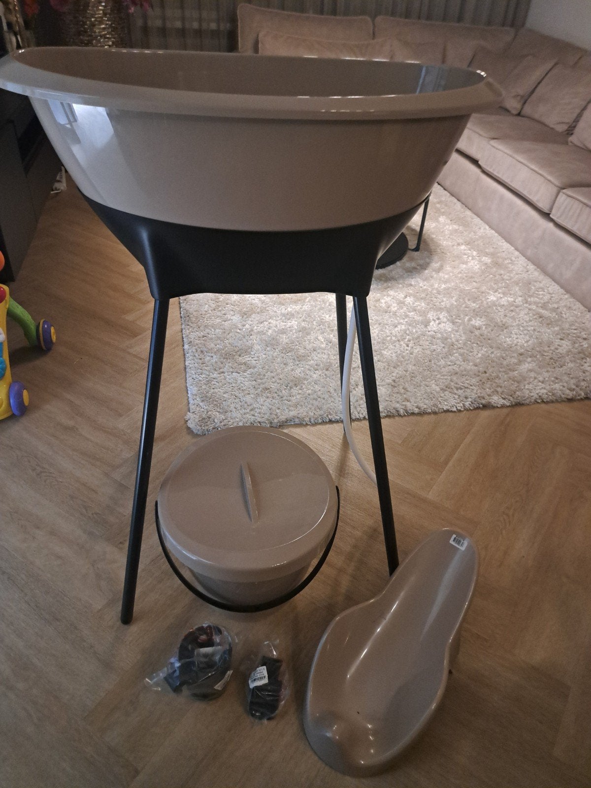 baby badje, Ophalen, Zo goed als nieuw, Badje