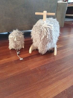 Hobbelpaard / mammoet en trekdiertje Van  Kid's Concept, Ophalen, Zo goed als nieuw