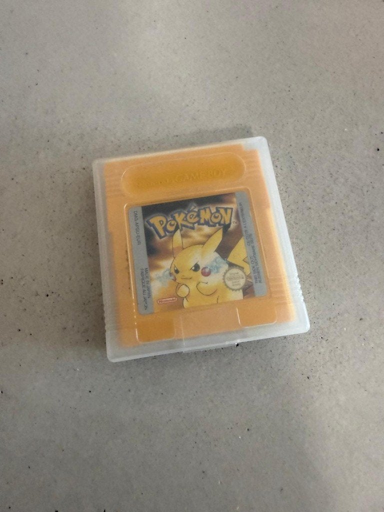 Gameboy Colour Pokemon yellow, Avontuur en Actie, Gebruikt, 1 speler, Ophalen of Verzenden