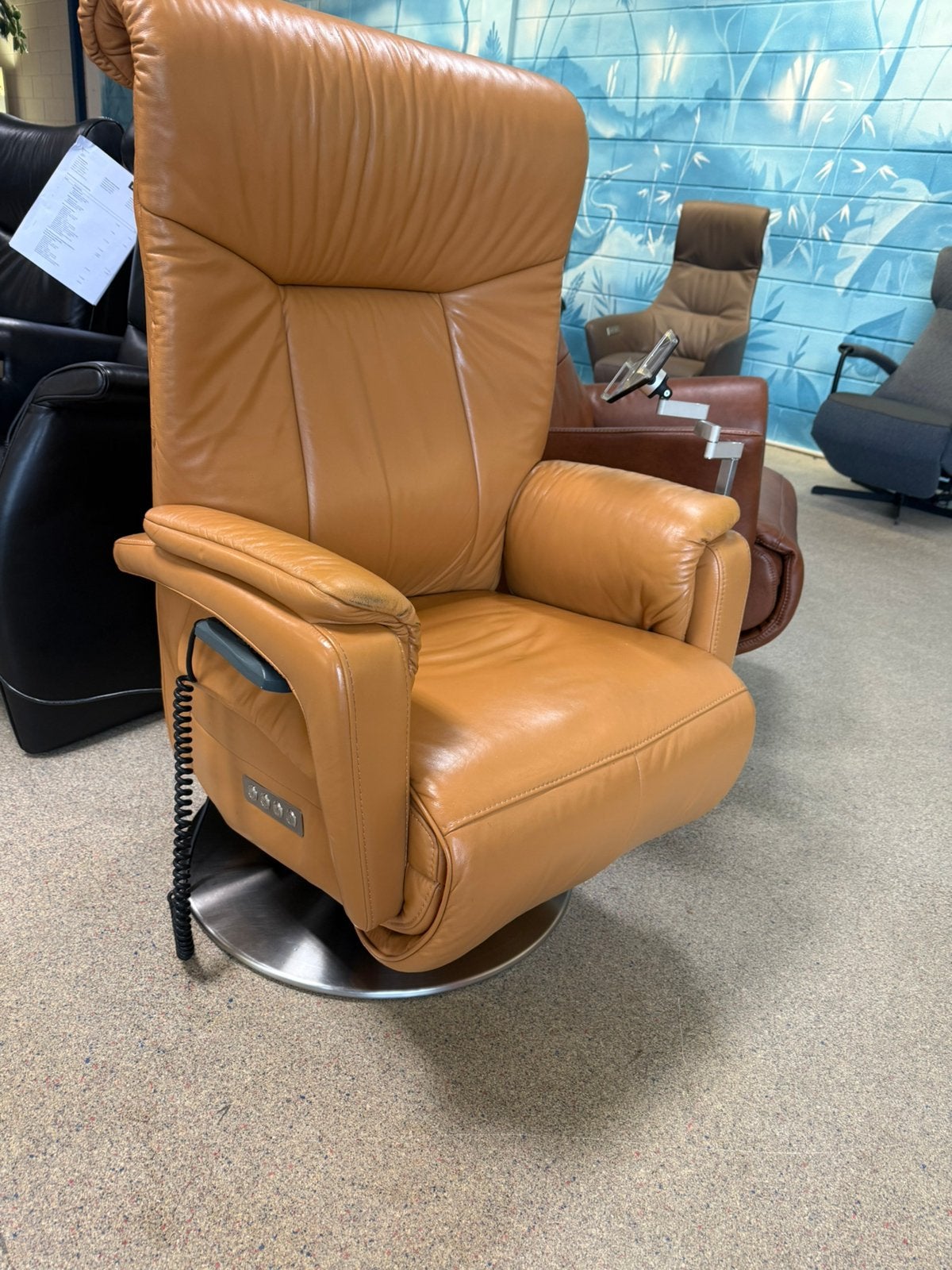 Opruiming Prominent sta op stoel relax fauteuil extra opties, Ophalen of Verzenden, Zo goed als nieuw, Leer, Gratis bezorging regio Utrecht