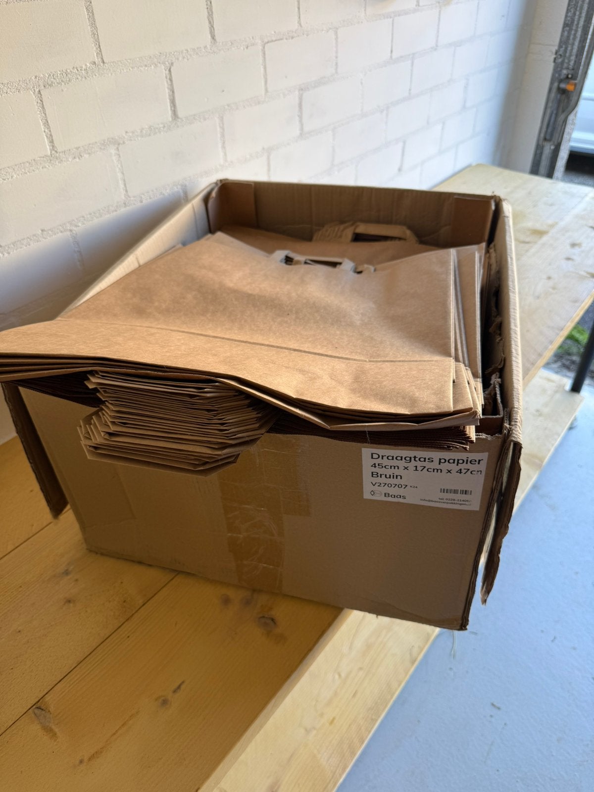 Kartonnen tassen tasjes, Doos, 40 tot 60 cm, Opvouwbaar, Nieuw