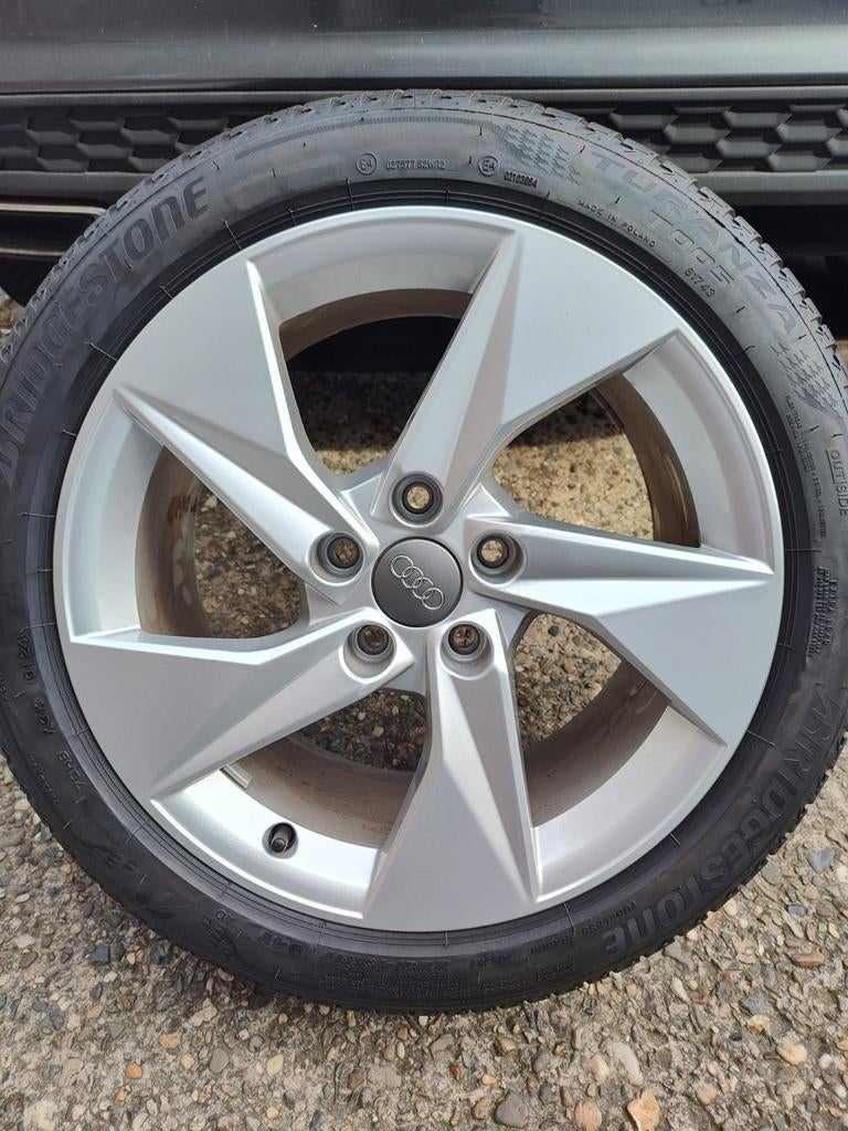 Orginele Audi A3 wielset 17inch nieuw, Auto-onderdelen, Banden en Velgen, Ophalen, Banden en Velgen, Nieuw, 17 inch
