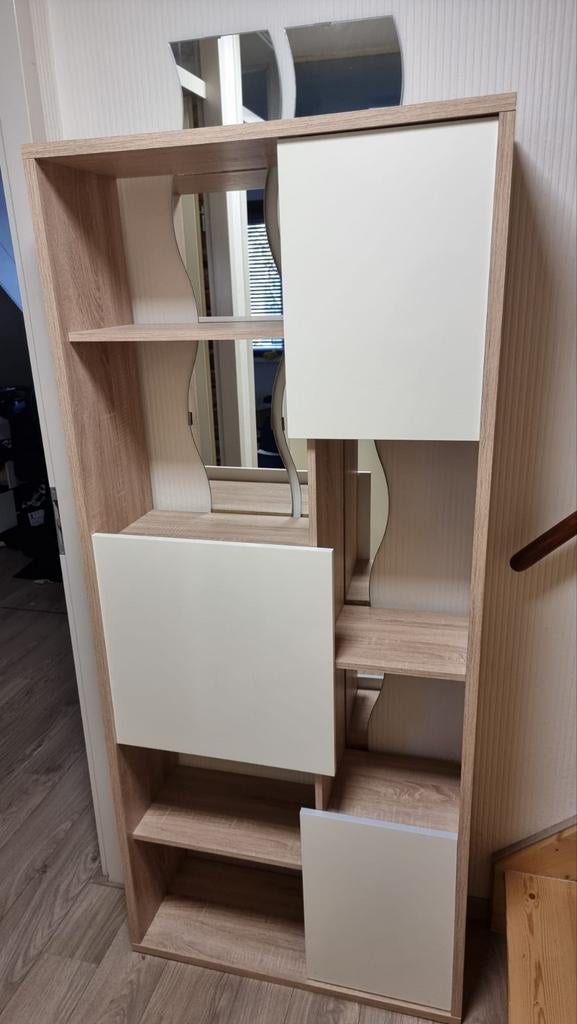 wandplank/boekenkast -!!!!!! gratis!!!!!!!, Ophalen, Gebruikt