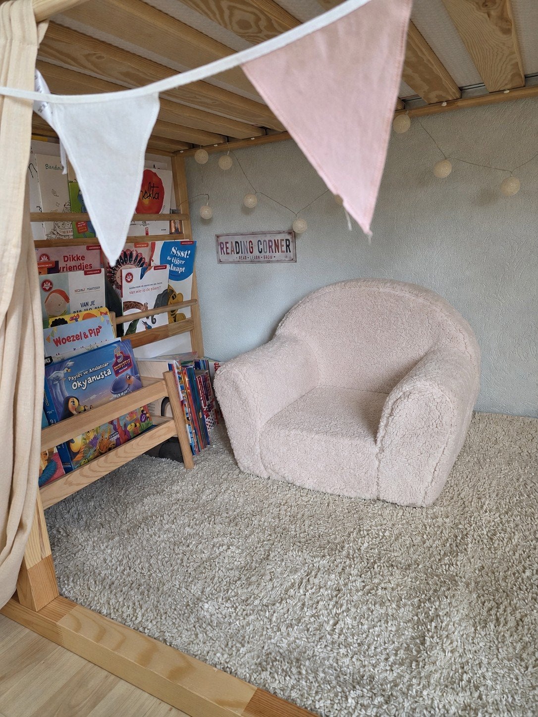 Omkeerbaar IKEA KURA bed met gordijnen&boekenplanken 90x200, Gebruikt, Eenpersoons, Minder dan 160 cm, Ophalen of Verzenden