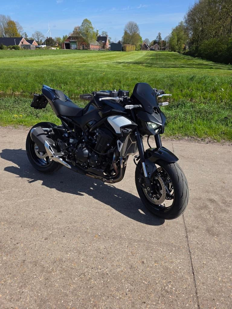 Kawasaki Z900 Performance 2025 3100km motor naked, Motoren, LED Verlichting, Motorrijbewijs A, 948 cc, Particulier