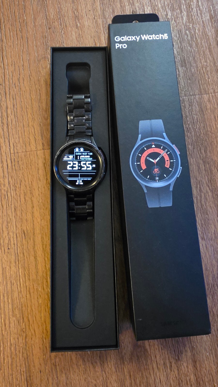 Samsung Galaxy Watch5 Pro lte Zwart met extra bandjes, GPS, Zwart, Ophalen of Verzenden, Zo goed als nieuw