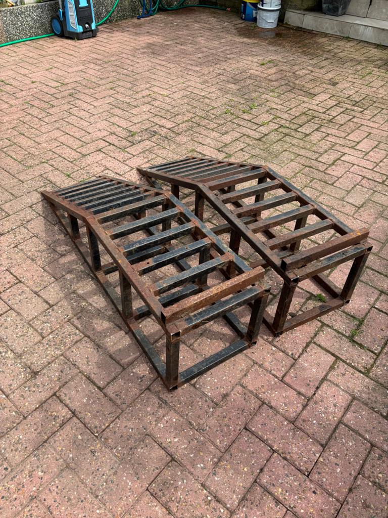 Stevige oprijbokken van dikwandig kokerprofiel, Auto diversen, Autogereedschap, Ophalen, Gebruikt