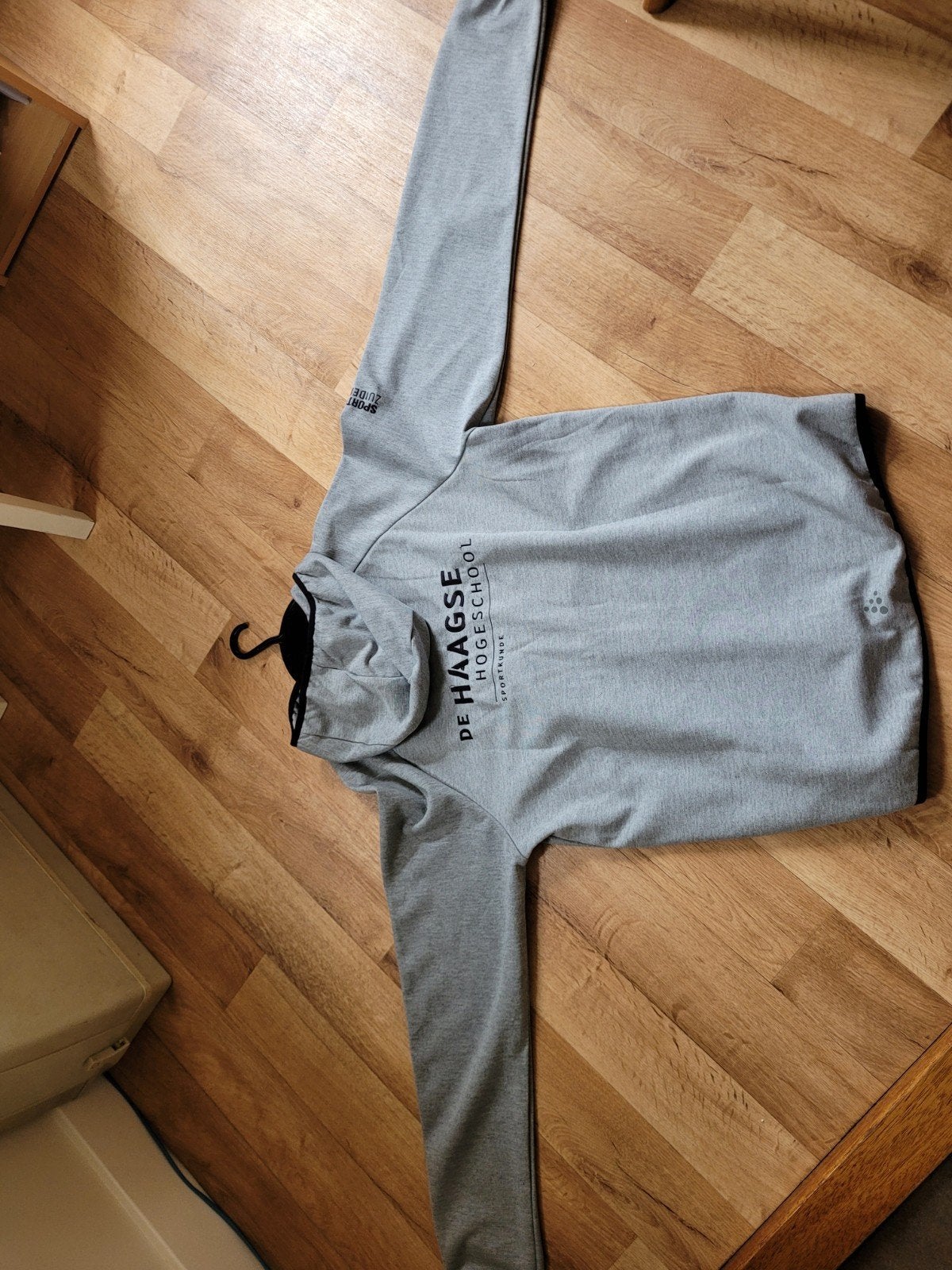 grijs vest voor hbo opleiding sportkunde, nooit gedragen., Ophalen, Maat 52/54 (L), Nieuw, Grijs