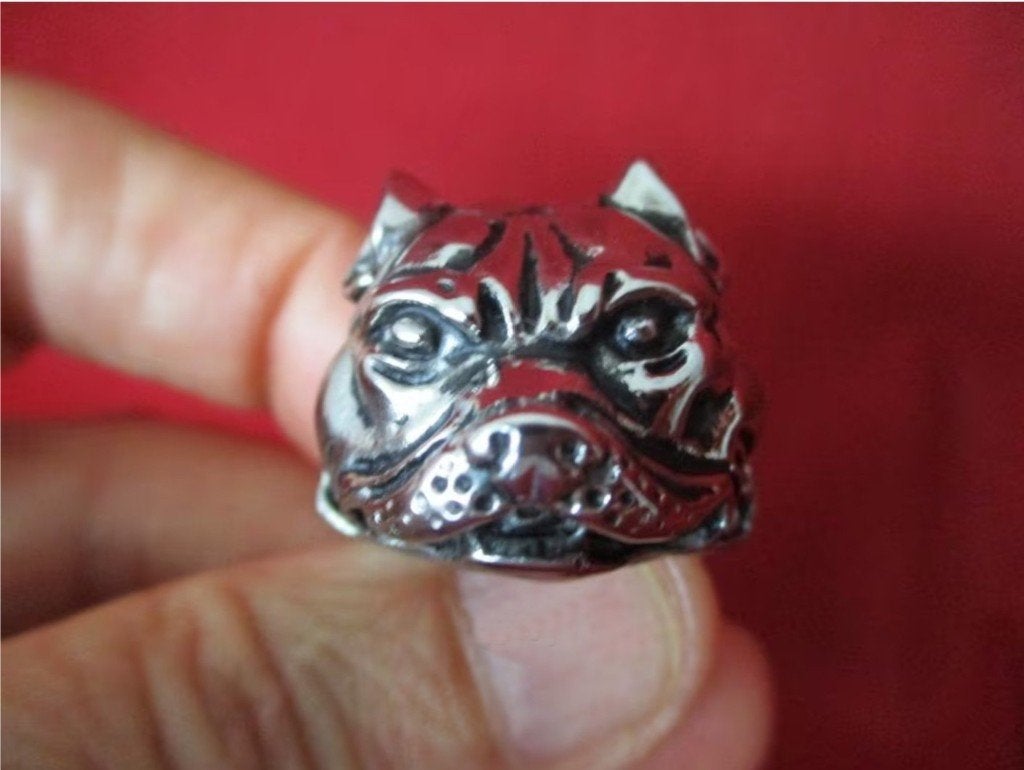 Mooie pitbull ring, 20 of groter, Heer, Nieuw, Zilver