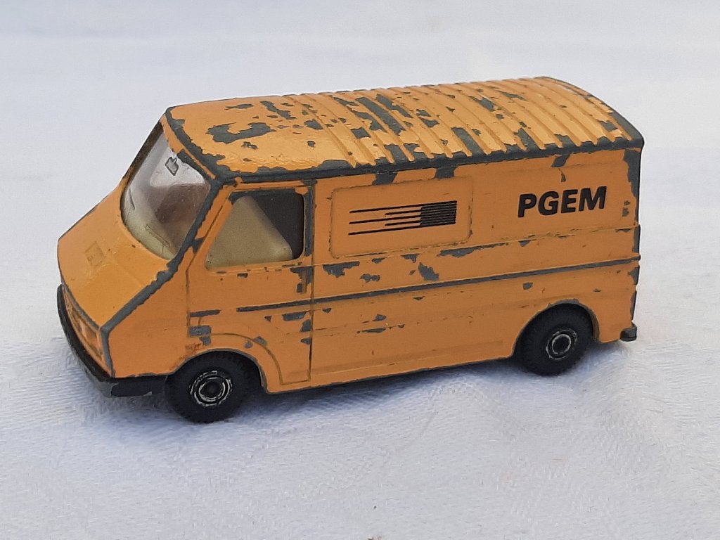 Fiat 242 van Efsi 1/68 PGEM, Hobby en Vrije tijd, Modelauto's | Overige schalen, Ophalen of Verzenden, Gebruikt, Auto