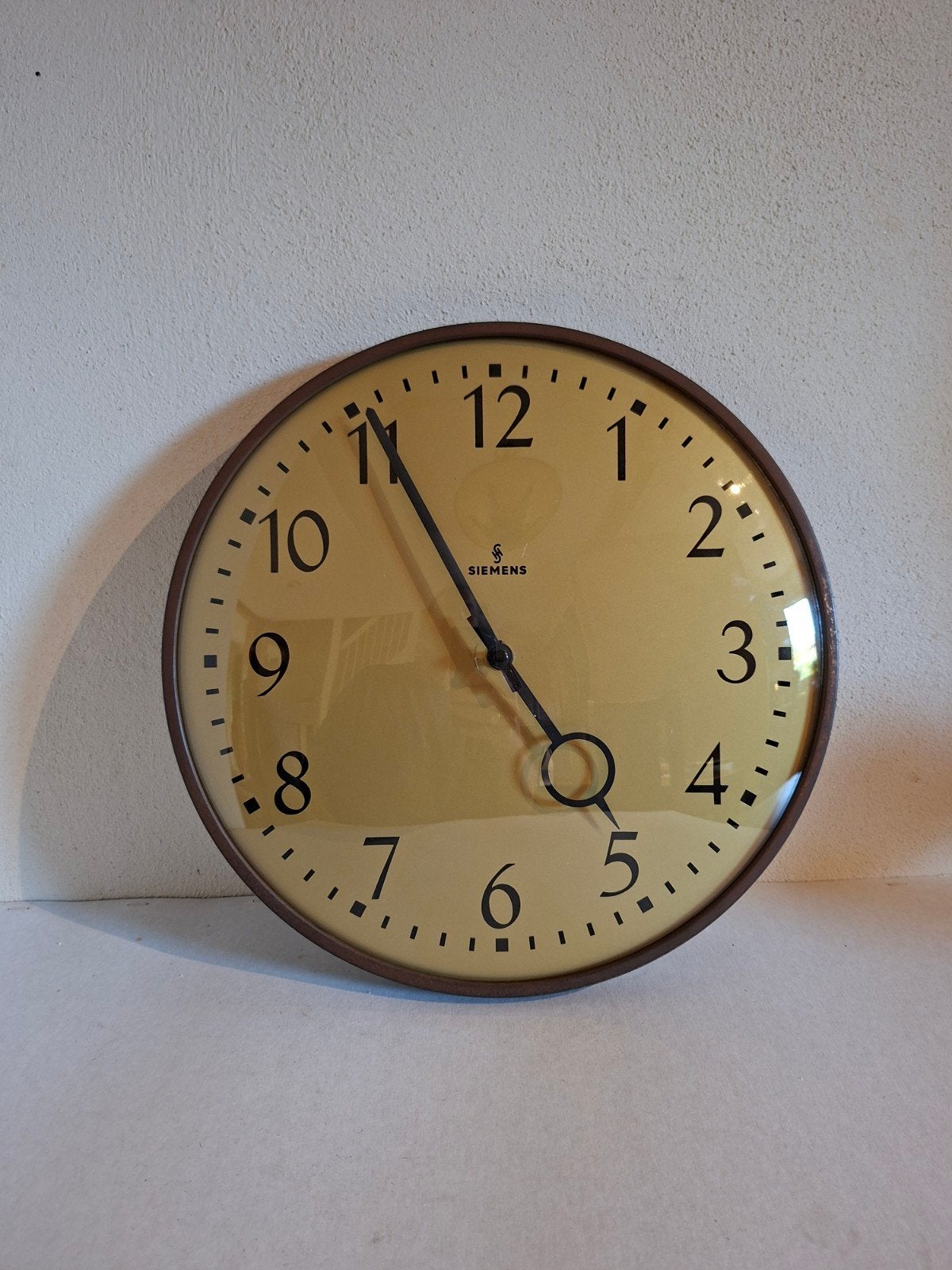 Siemens vintage wandklok klok, Ophalen of Verzenden, Wandklok