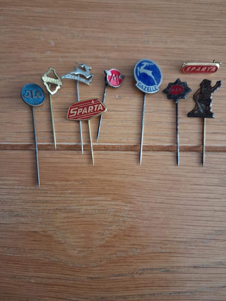 9 Vintage Bromfiets Speldjes - Sparta, Gazelle, Union, Ophalen of Verzenden, Gebruikt, Transport, Speldje of Pin