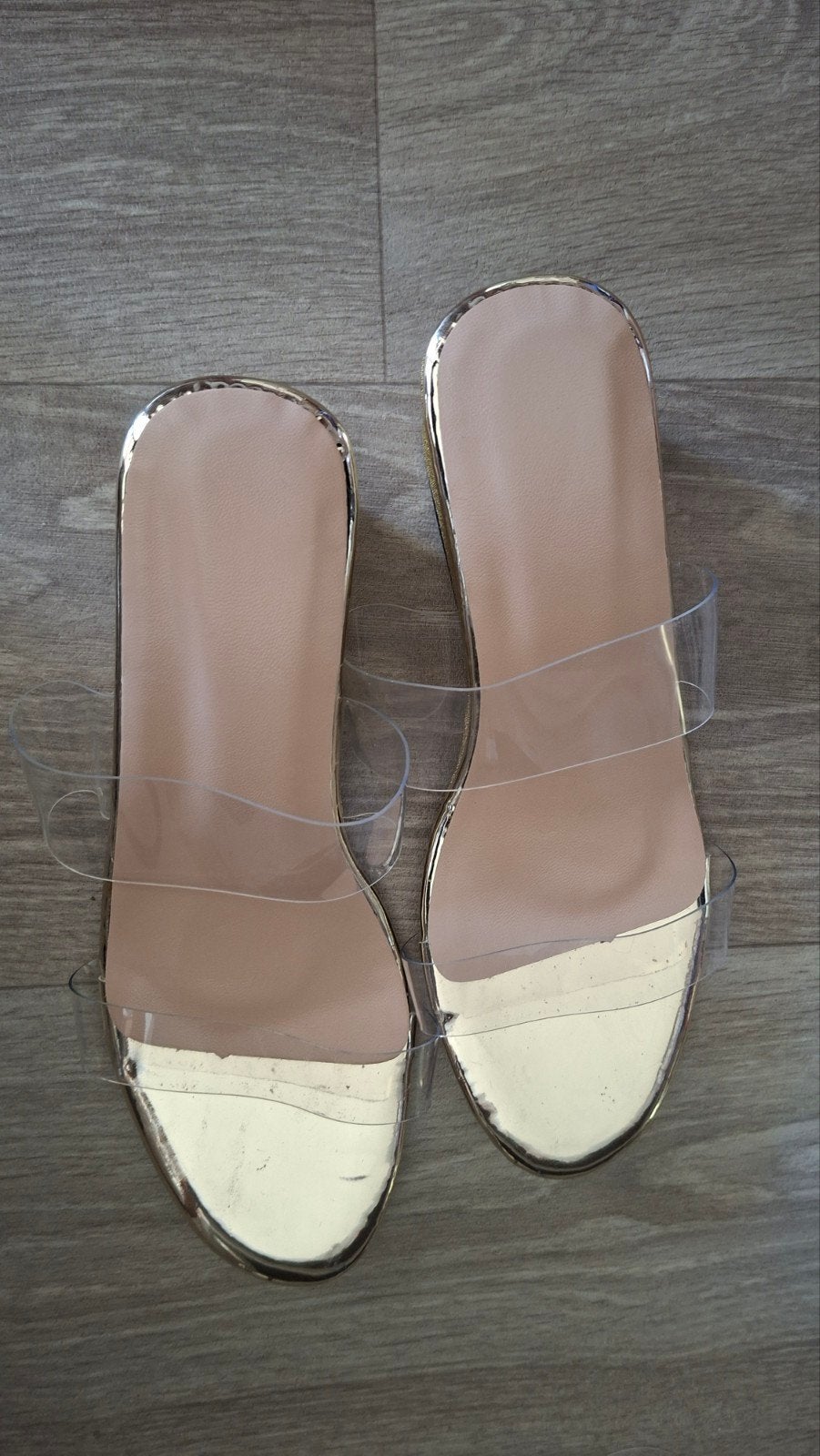 Transparente slippers-sandaaltjes sleehak m.37, Kleding | Dames, Schoenen, Ophalen of Verzenden, Nieuw, Overige kleuren, Sandalen of Muiltjes