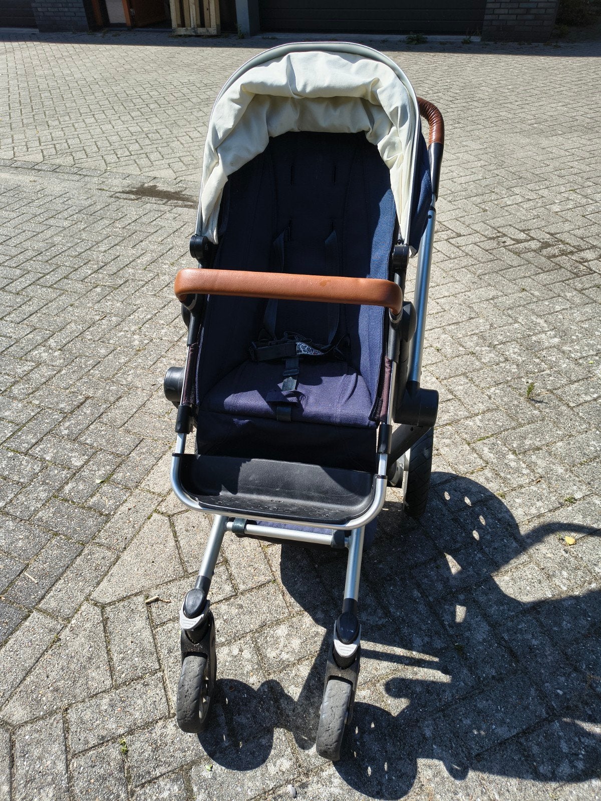 Joolz kinderwagen donkerblauw, Kinderen en Baby's, Kinderwagens en Combinaties, Gebruikt, Verstelbare duwstang, Ophalen, Kinderwagen