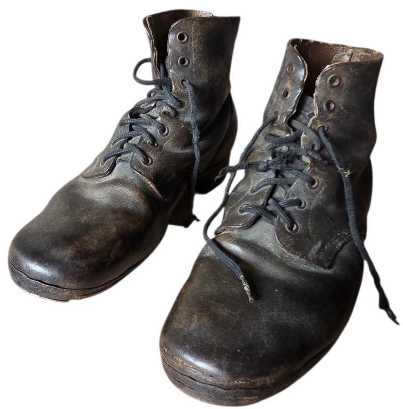 een set duitse ww2 ankle boots in gebruikte staat, Ophalen of Verzenden, Duitsland