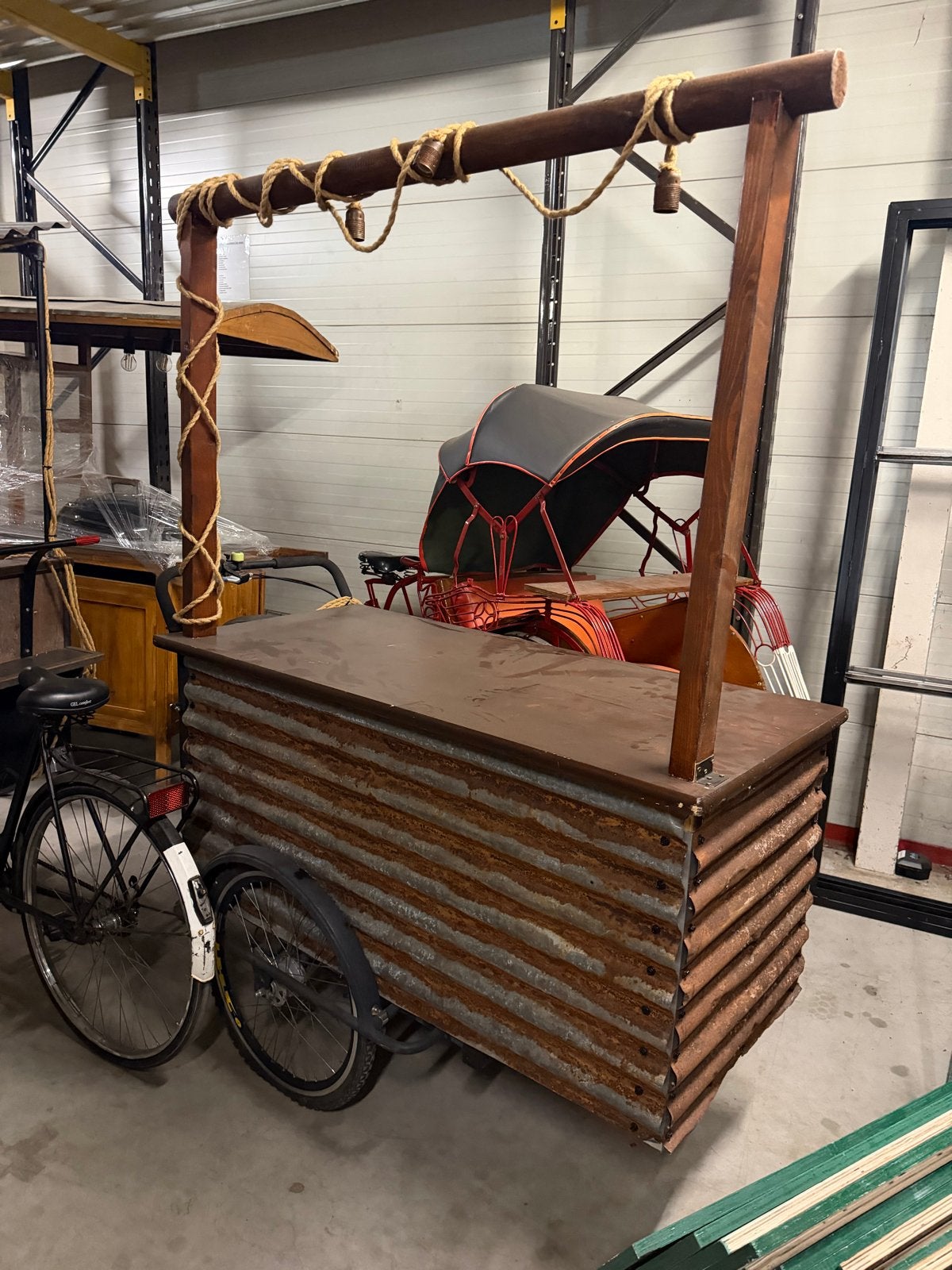 Unieke Food Fiets met Golfplaten - Perfect voor Evenementen, Gebruikt, Goederen, Trommelrem, Ophalen