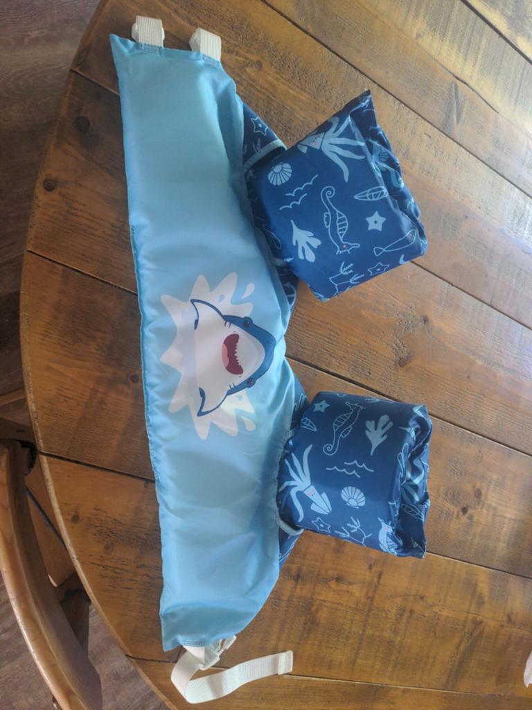 Baby Shark Zwemvest/Zwemhulp, Kinderen en Baby's, Ophalen of Verzenden, Gebruikt
